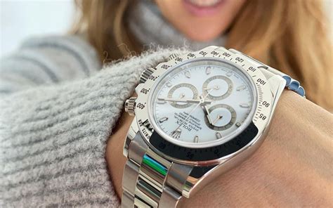 woman finds rolex watch in couch|Woman finds rare vintage Rolex worth $.